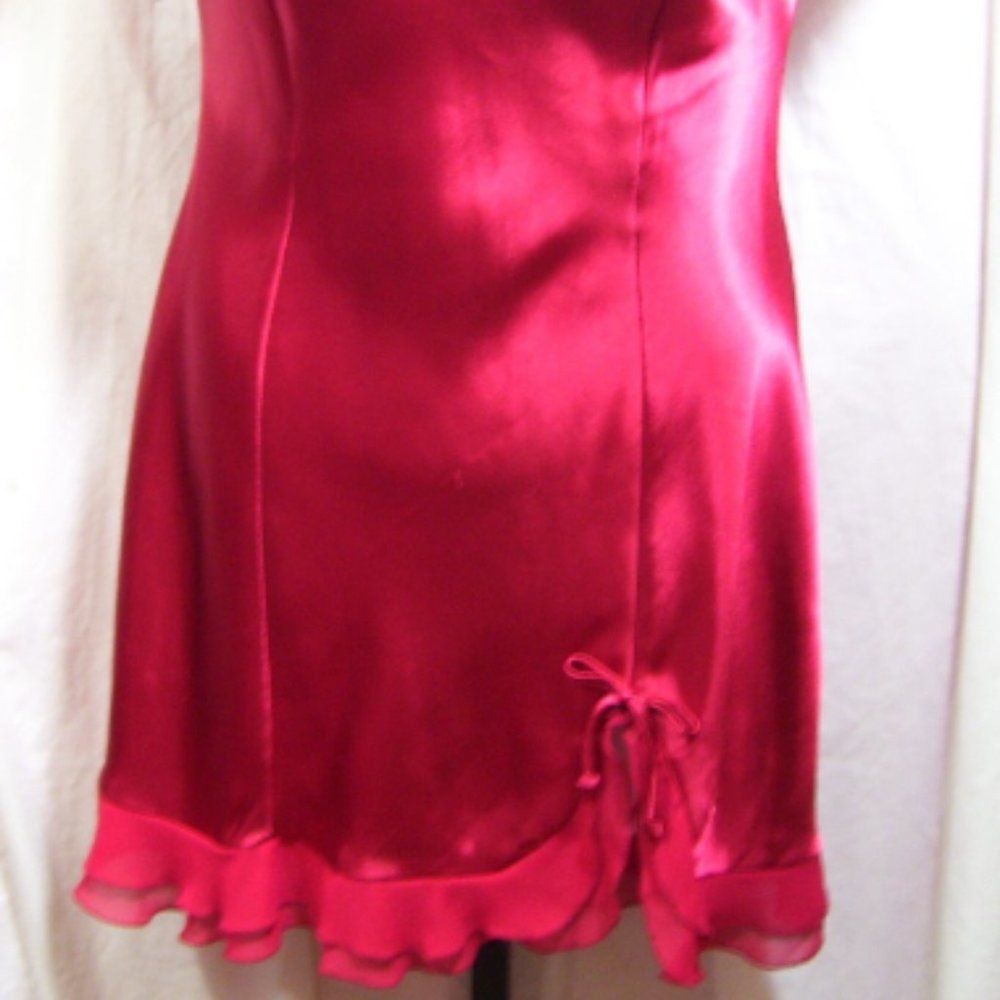 Elegant Lux Sexy Massini Red Satin & Chiffon Chemise Nightgown NWOT Size M